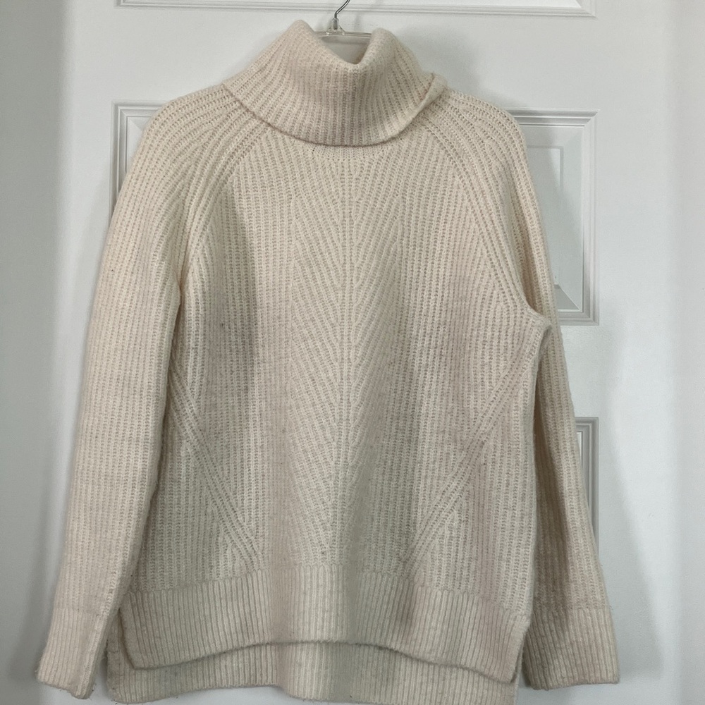 Madewell Mercer Turtleneck Sweater in Coziest Yarn Antique Cream